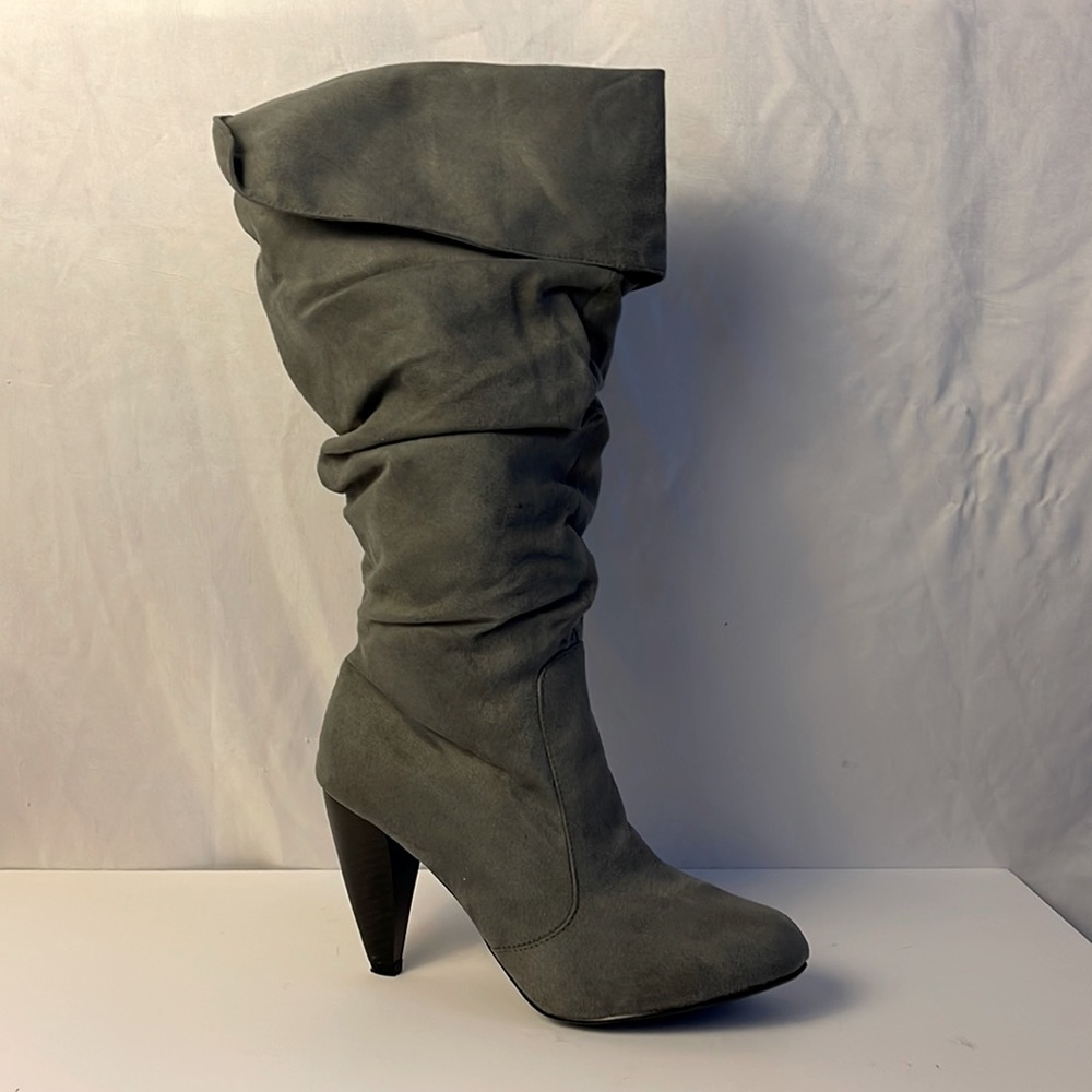 Charlotte Russe grey boots